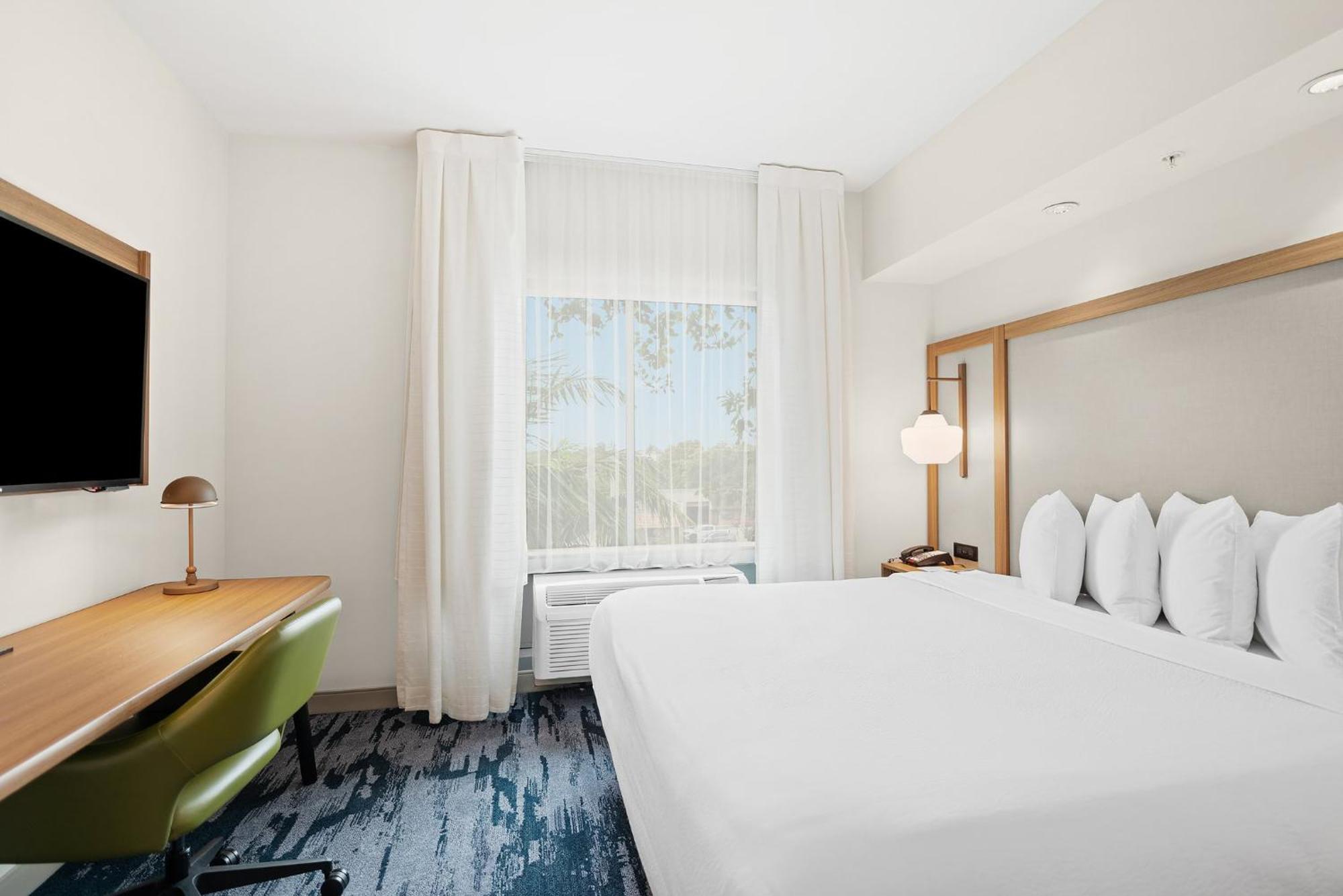Fairfield Inn & Suites Fort Lauderdale Airport & Cruise Port Дания-Бич Экстерьер фото